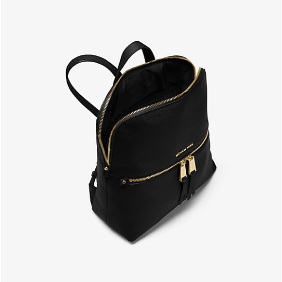 NWOT Michael Kors Rhea Backpack - Picture 2 of 7